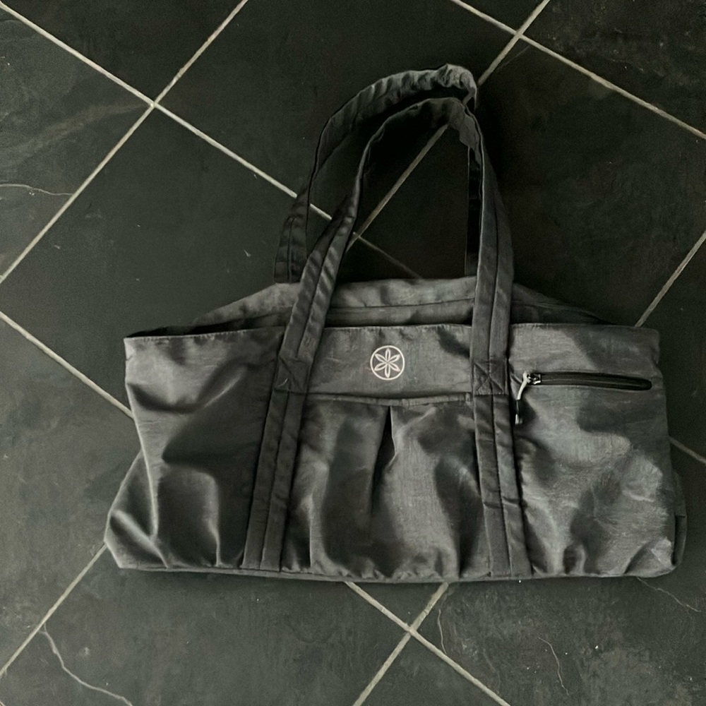 Gaiam All Day Yoga Tote Bag Grey